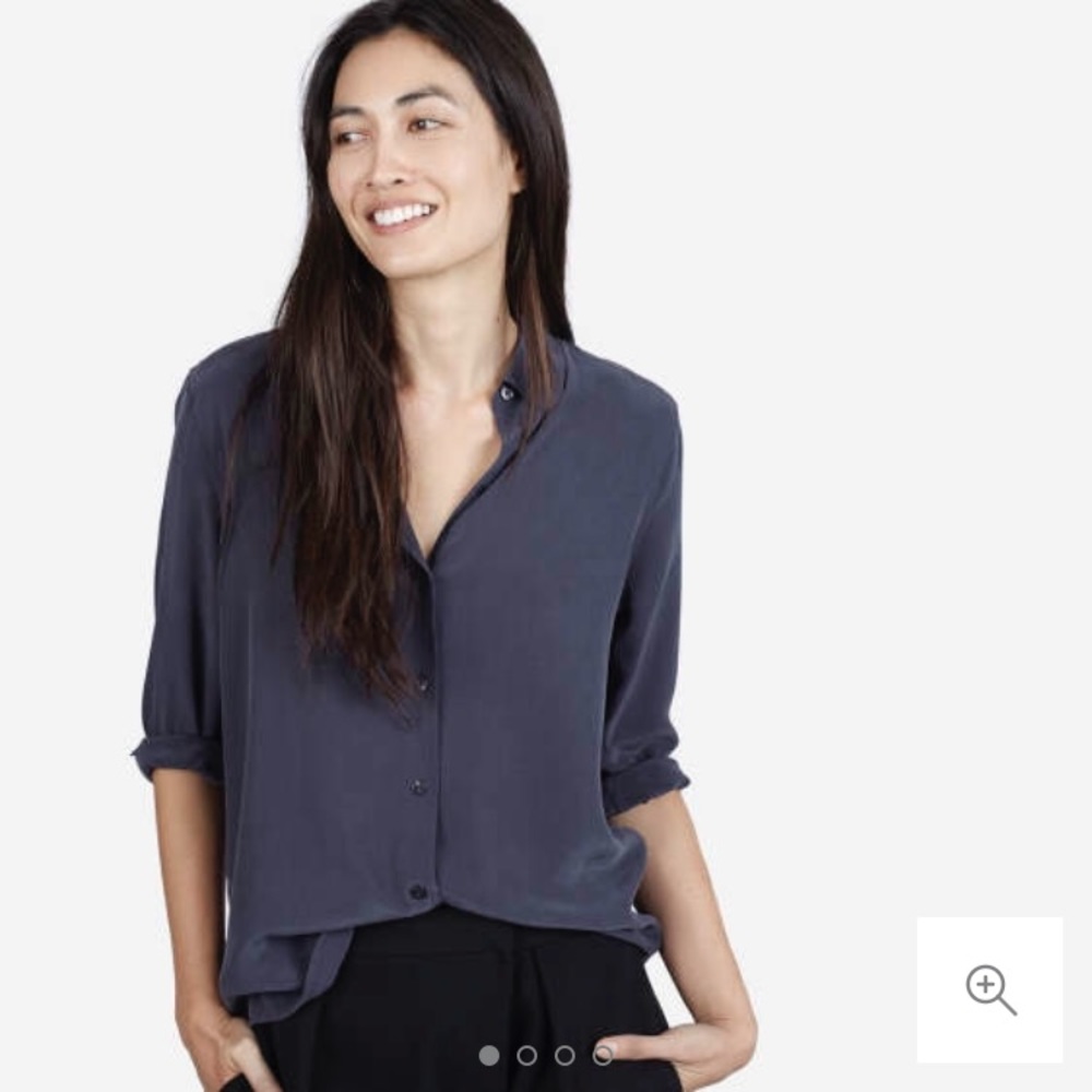 Everlane silk round color shirt in navy, S